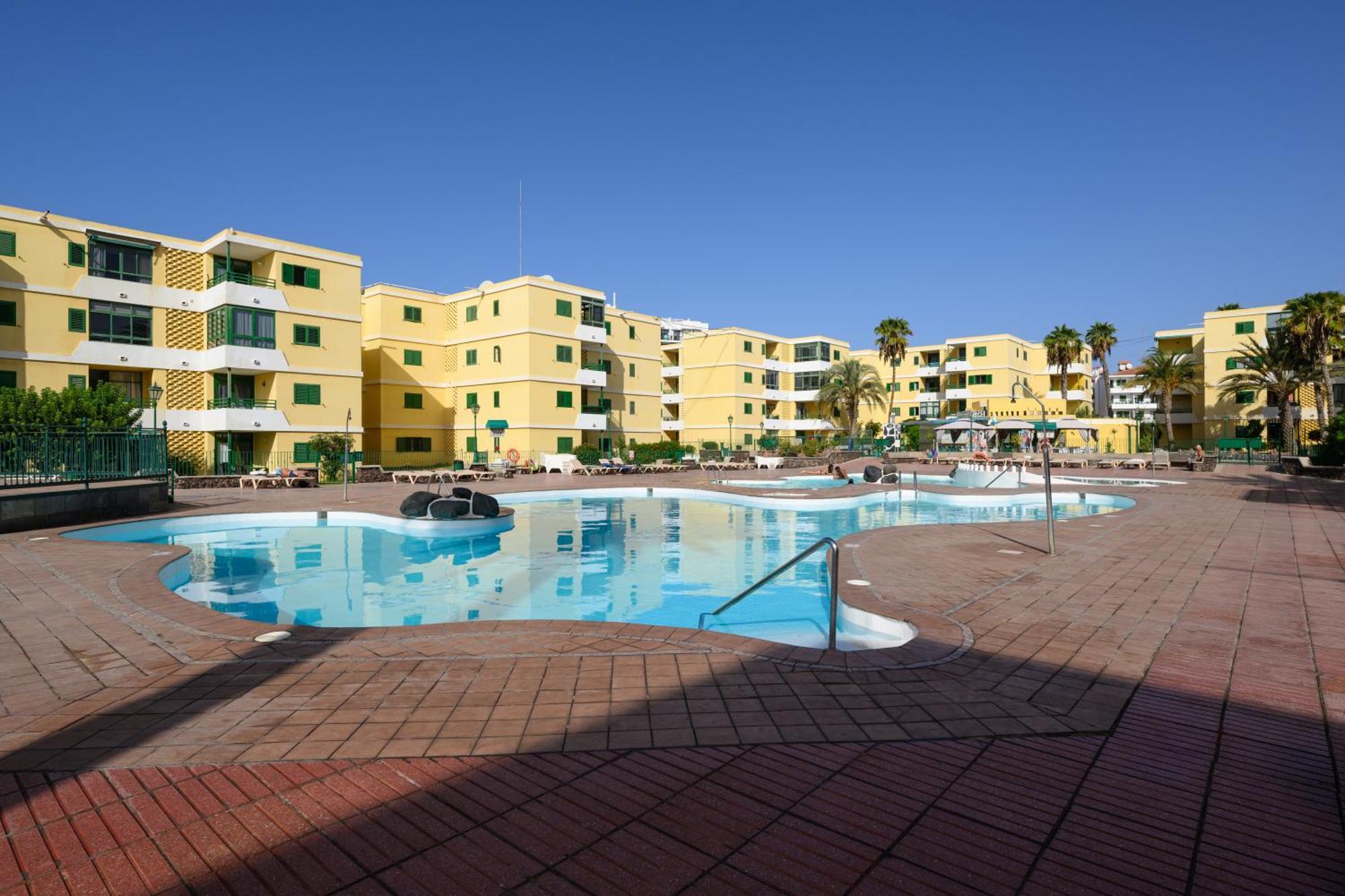 Sol Y Olas Apartamento *