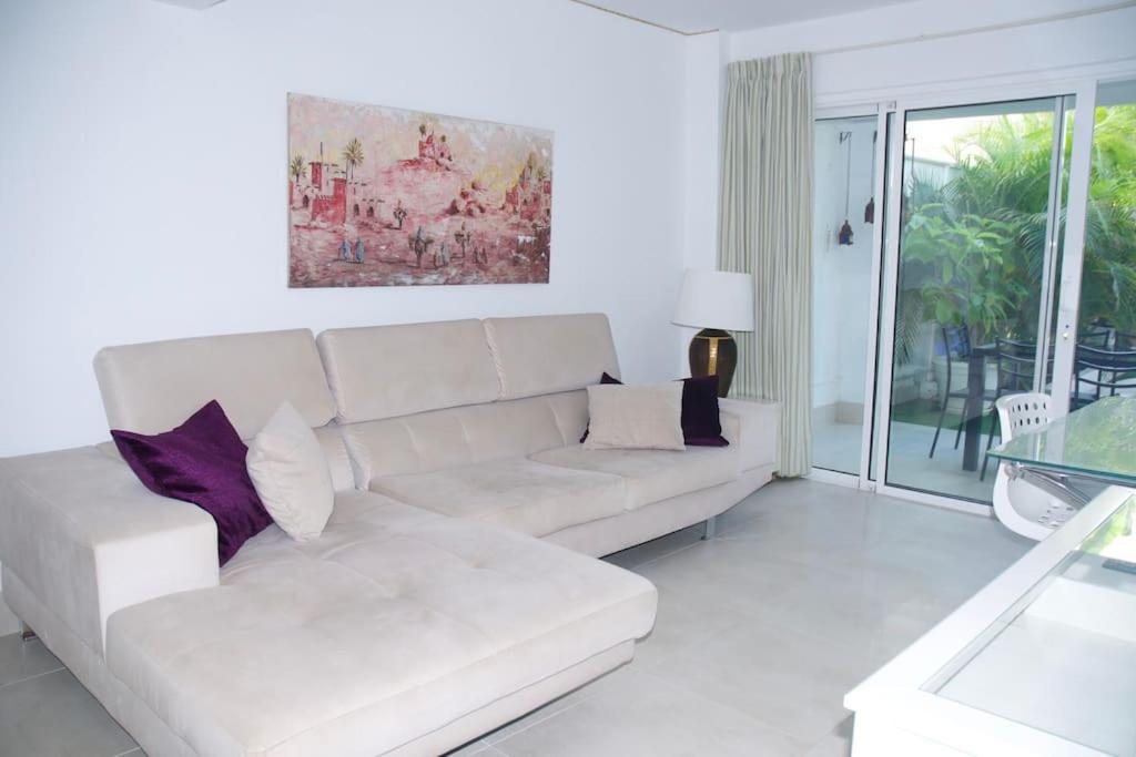 Solycan 35 - Big Garden & Jacuzzi Villa *
