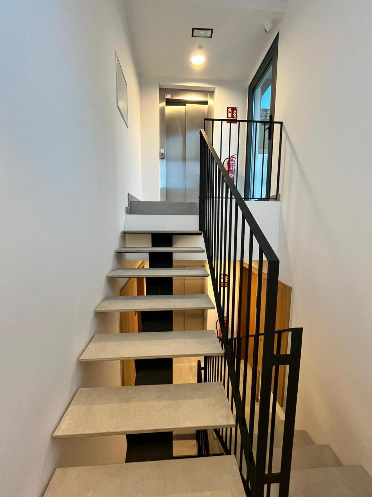 Moderno Costa 49 2-d *
