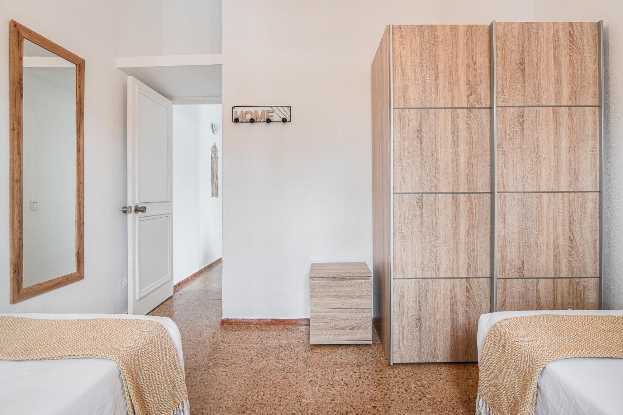 Paradise Duplex Garden & Maspalomas Holiday home *