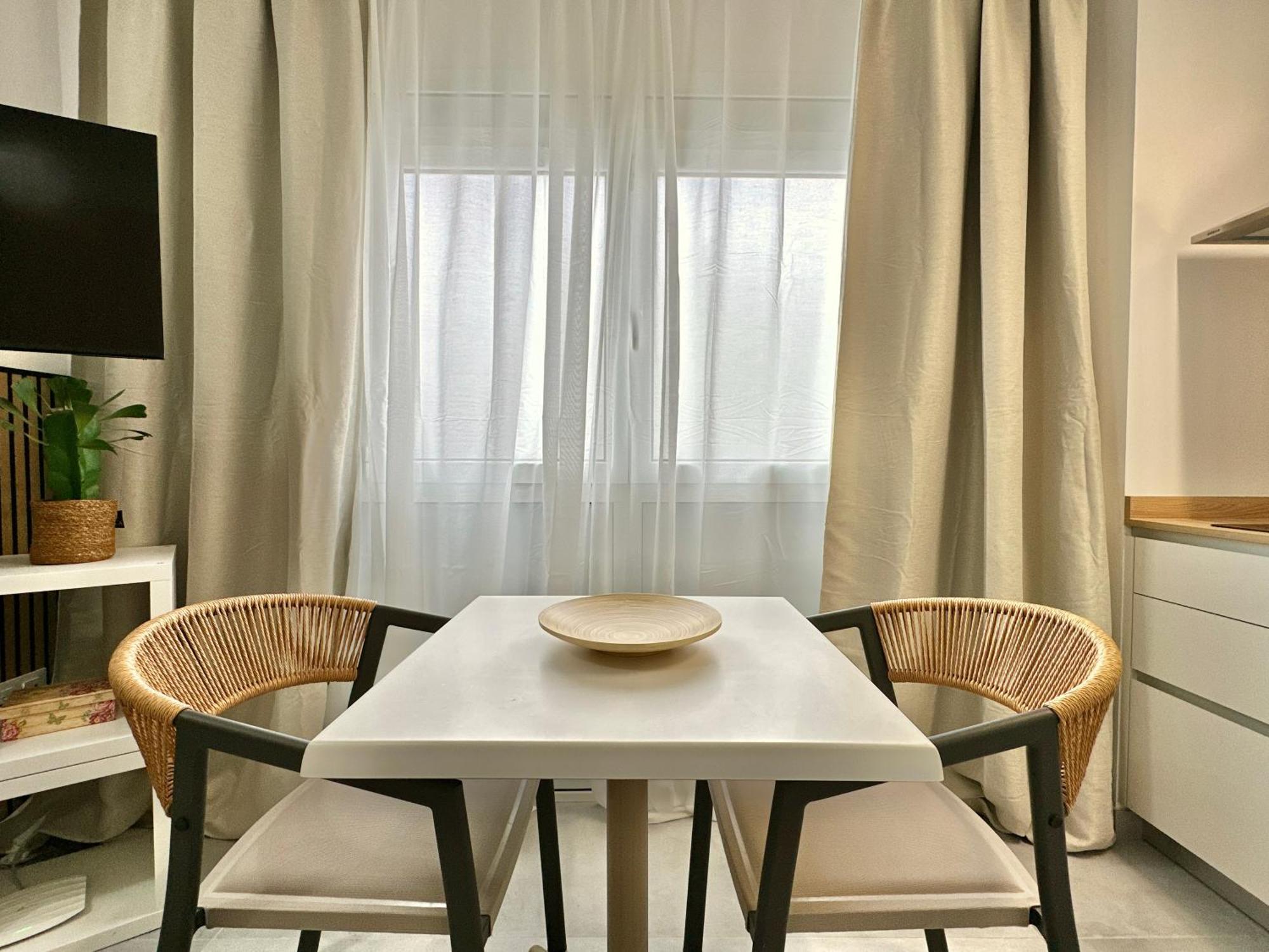 Pino - Solarium Terrace * Vecindario (Gran Canaria)