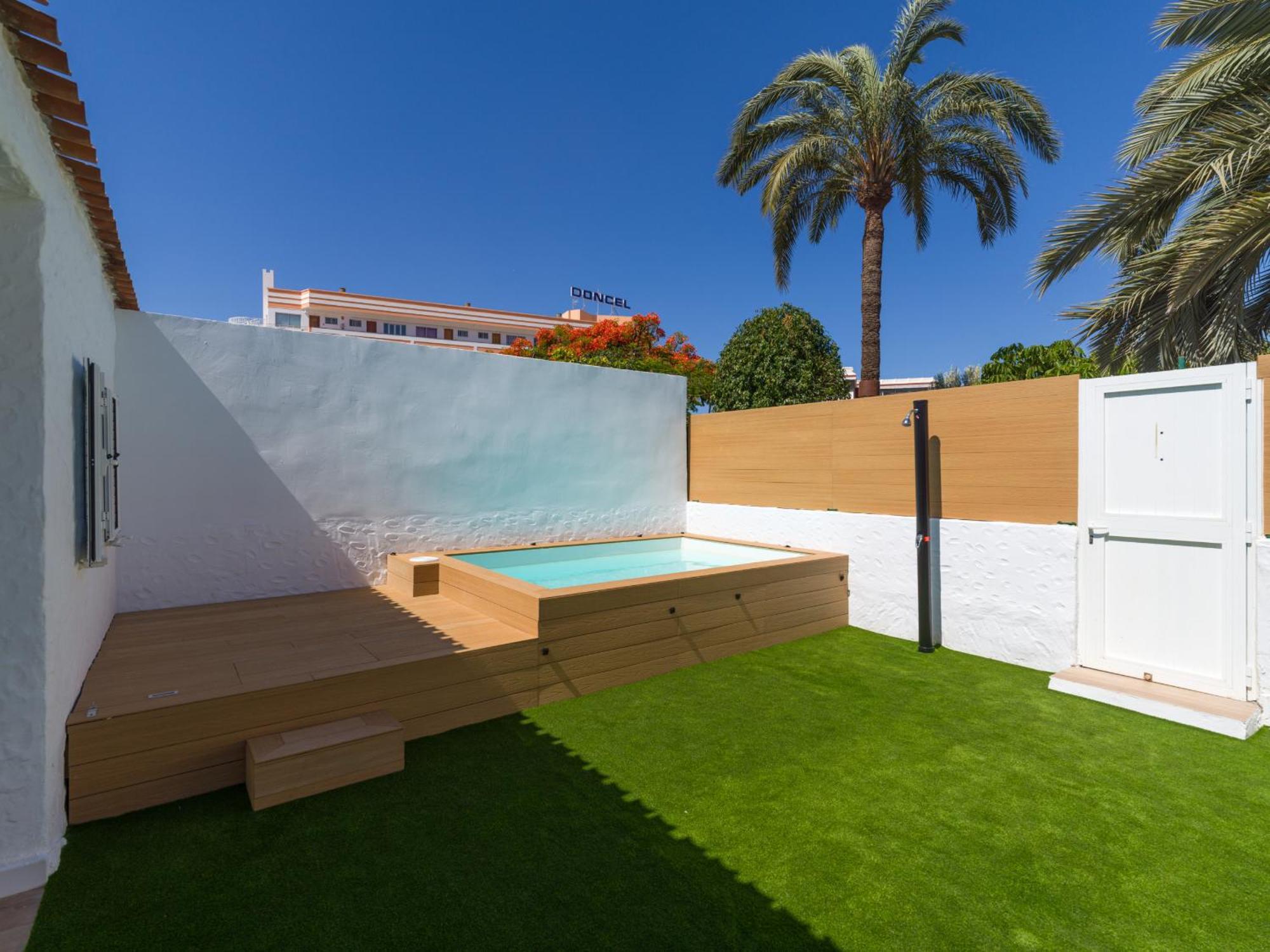 Refurbished 2 Bedrooms House Private Pool Casa vacanze *