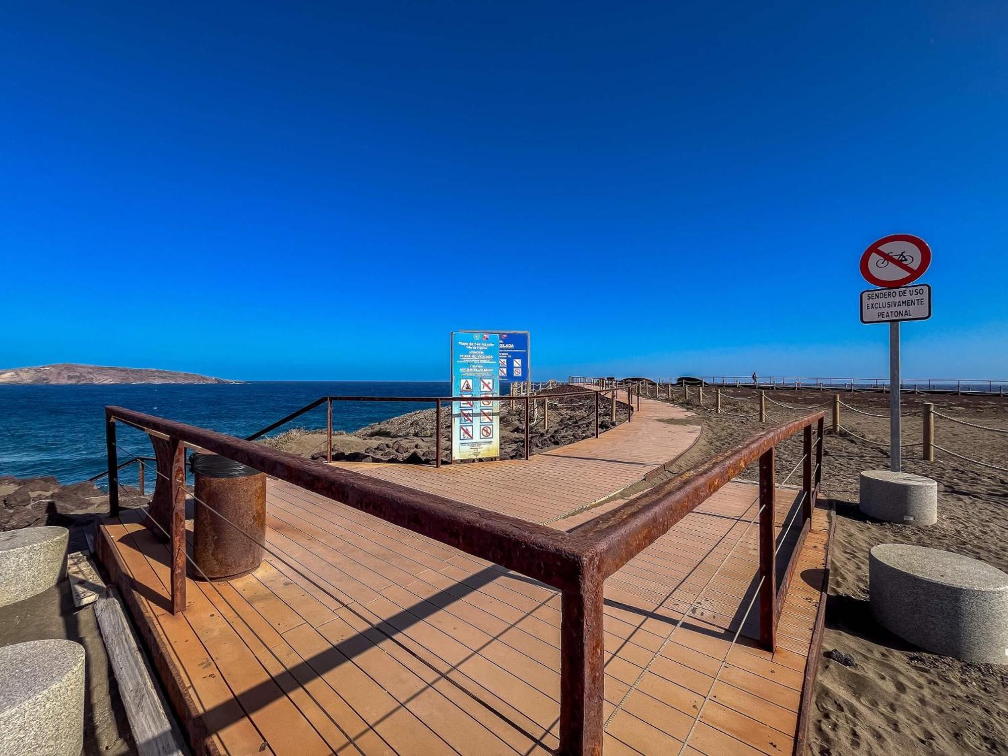 Apartment Playa Del El Burrero Vista Al Mar Lightbooking *