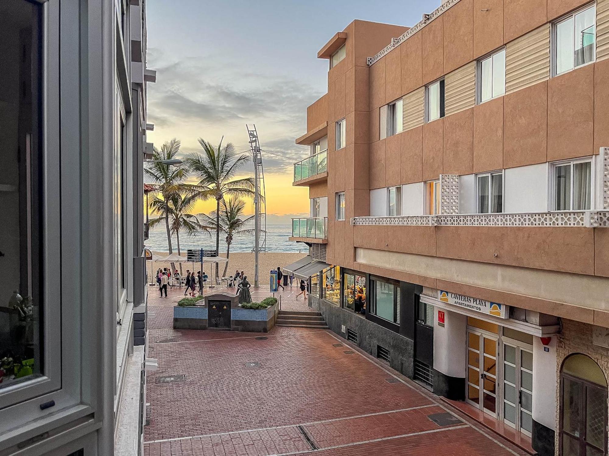Playa De Canteras Lightbooking Appartamento *