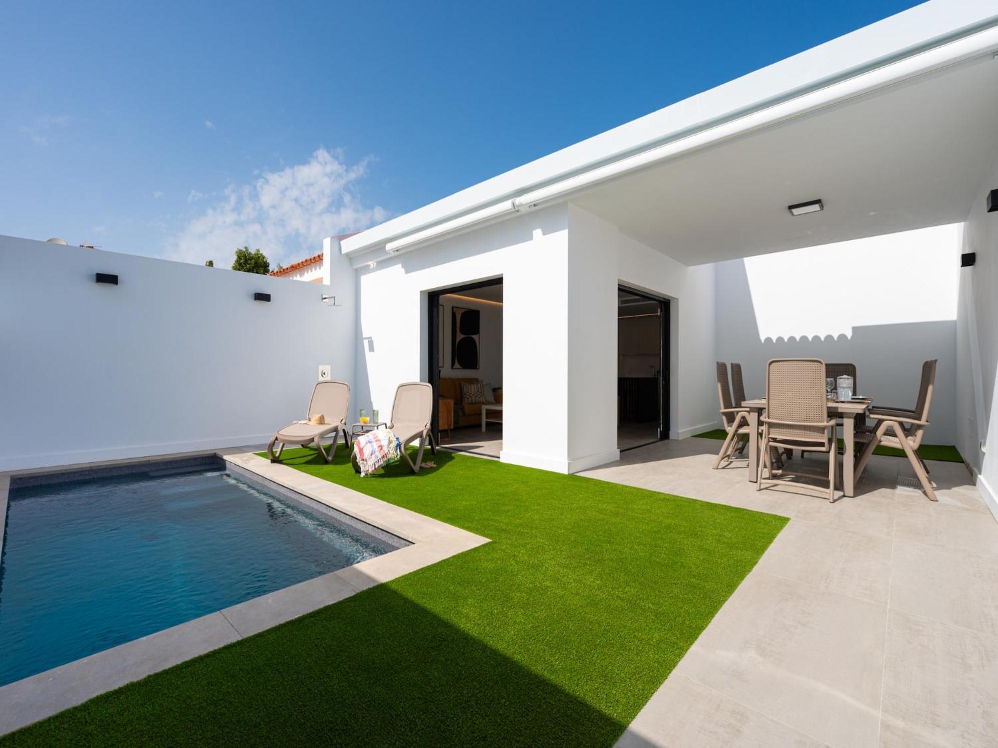 With Heated Pool In Gran Canaria *
