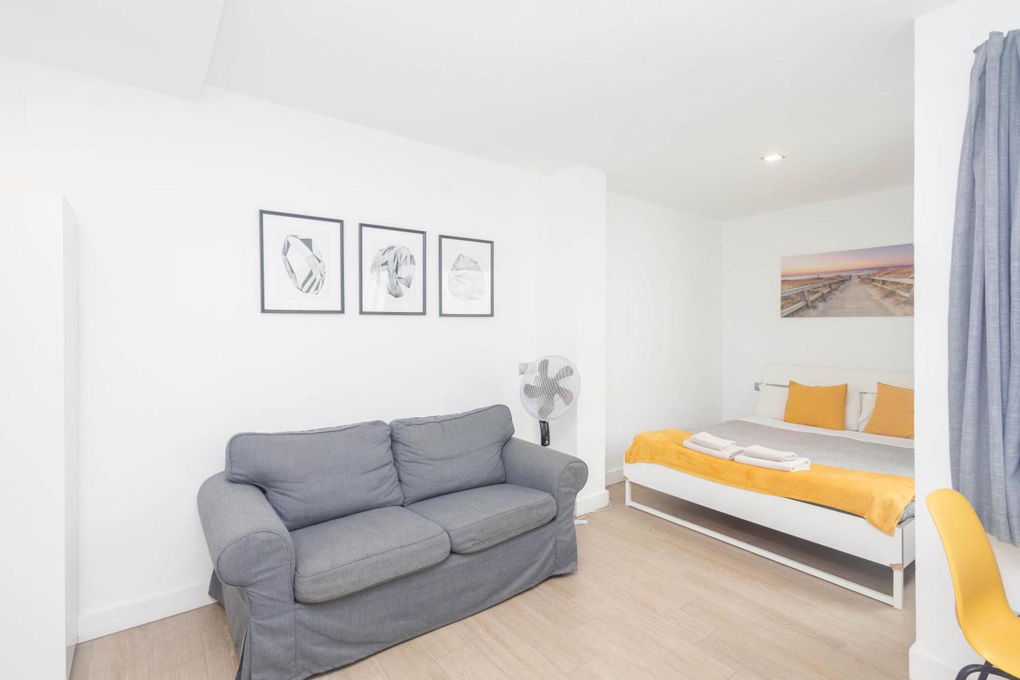 Estudio 21 Con Balcon Playa Canteras Apartment *