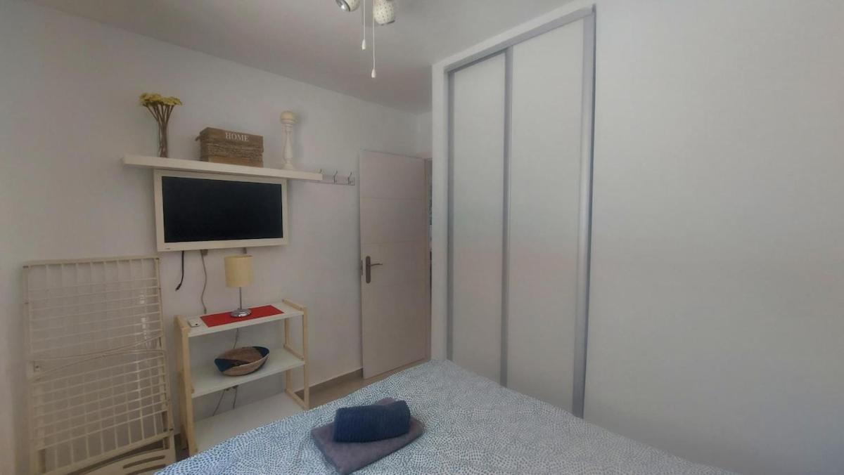 Cayey 2-bedroom