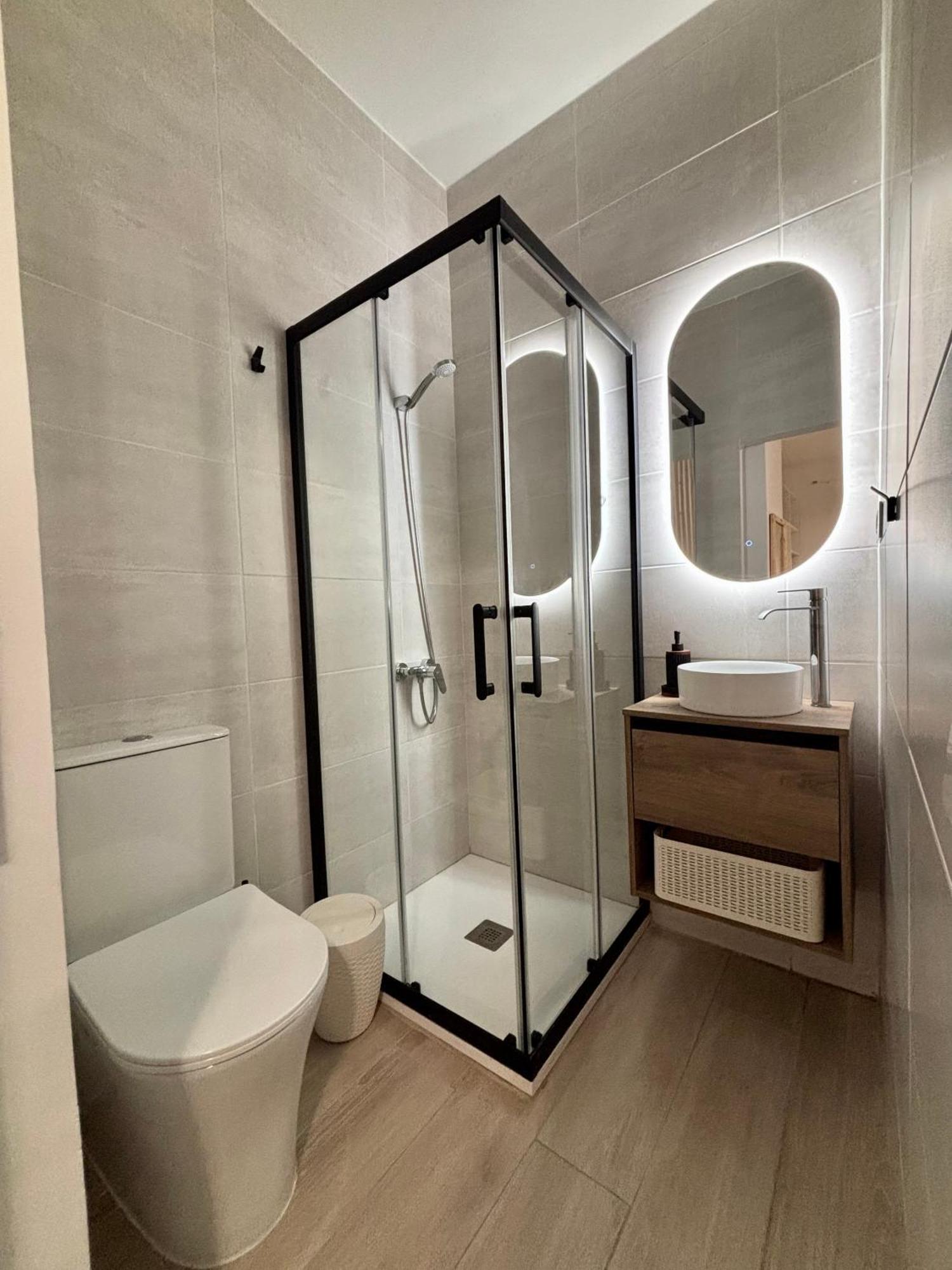 Apartamento Alvaro Con Parking Turismo Pequeno *