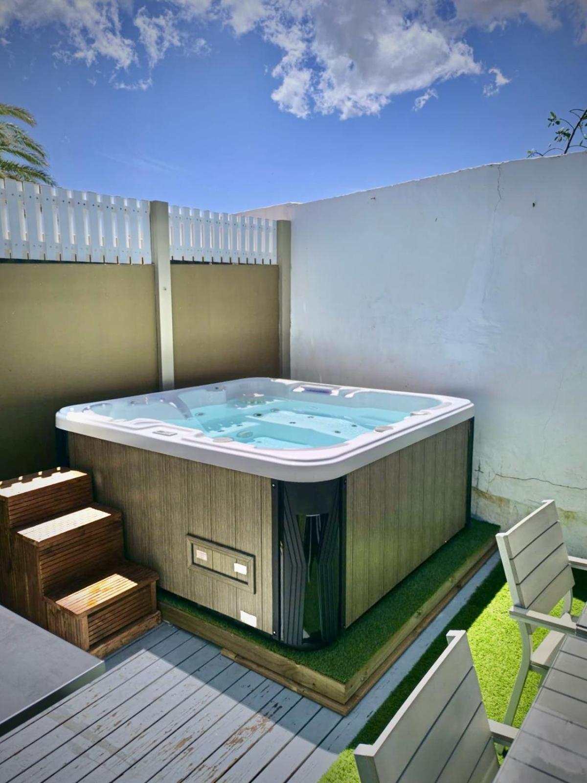 Villa Sukka - Elegant - Community Pool Access