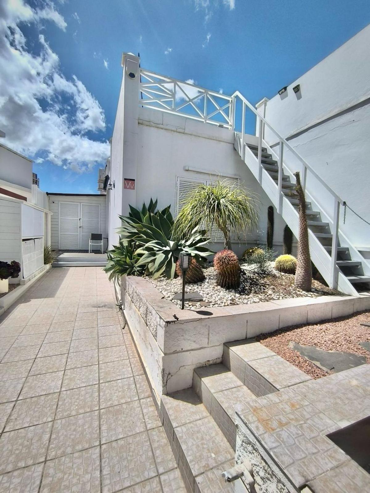 Sukka - Elegant - Community Pool Access Villa