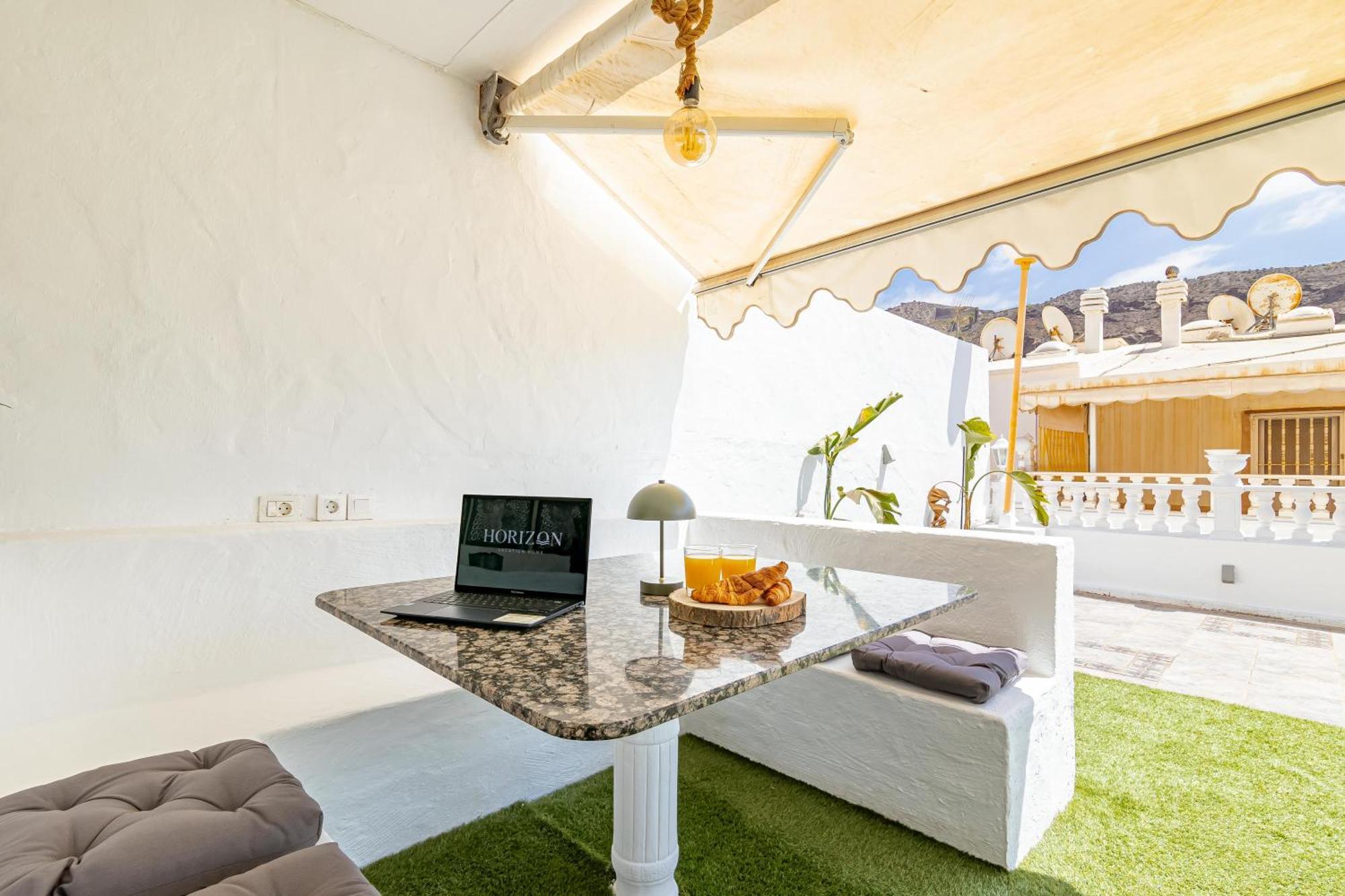 Сasa de vacaciones Horizon Vacation - Coastal Oasis Shared Pool Terrace Smart Tv