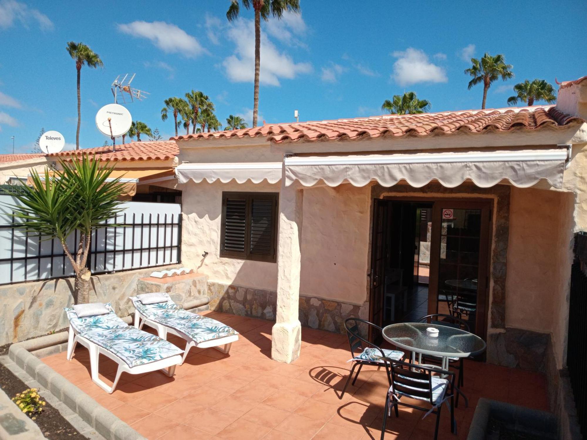 Casita De Gatas Olia