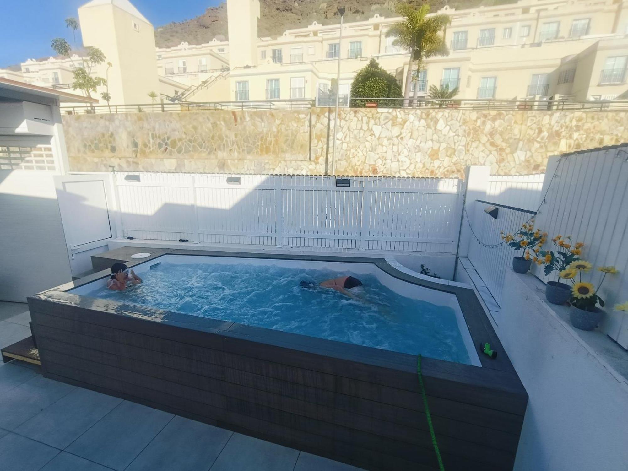 Big Puerto Rico With Heated Saltwater Jacuzzi Pool & Bbq & Private Parking * Puerto Rico (Gran Canaria)