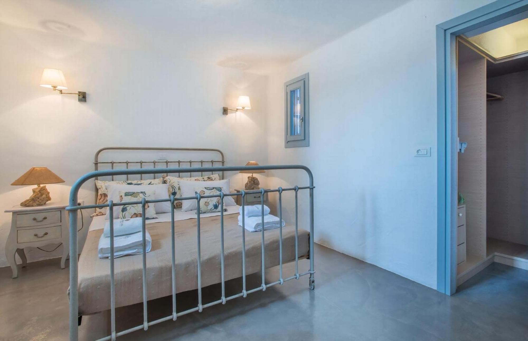 Luxury With Sea View And Swimming Pool Up To 8 Persons Apv Paros Golden Villa Las Palmas de Gran Canaria