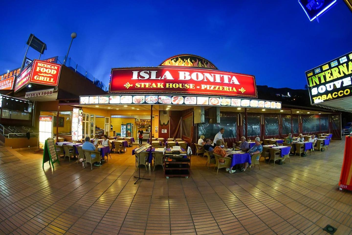 Puerto Rico In Front Of The Shopping Center With Private Heated Saltwater Jacuzzi Pool & Arcade Games * Puerto Rico (Gran Canaria)