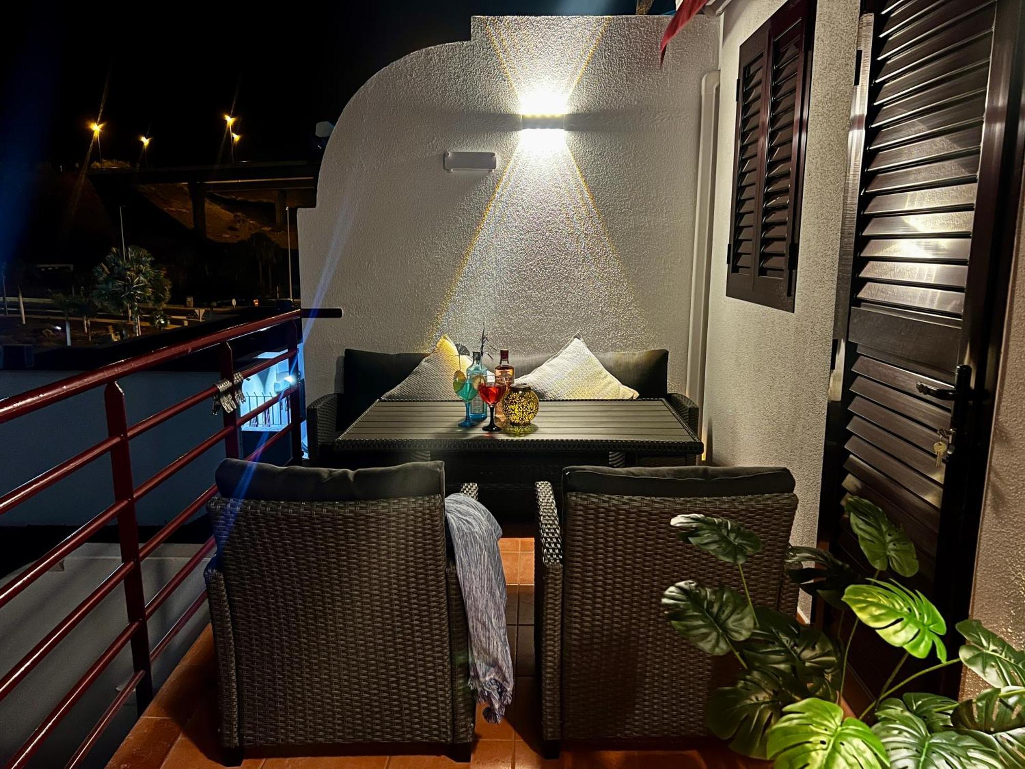 Puerto Rico In Front Of The Shopping Center With Private Heated Saltwater Jacuzzi Pool & Arcade Games Villa Puerto Rico (Gran Canaria)