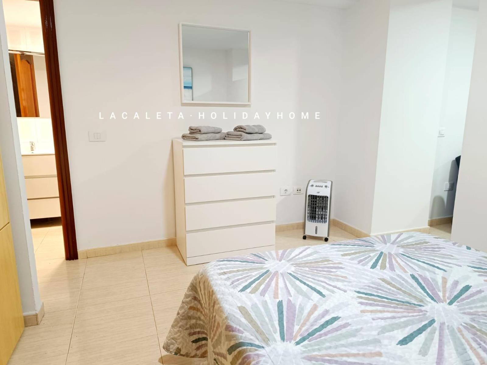 La Caleta Homes *