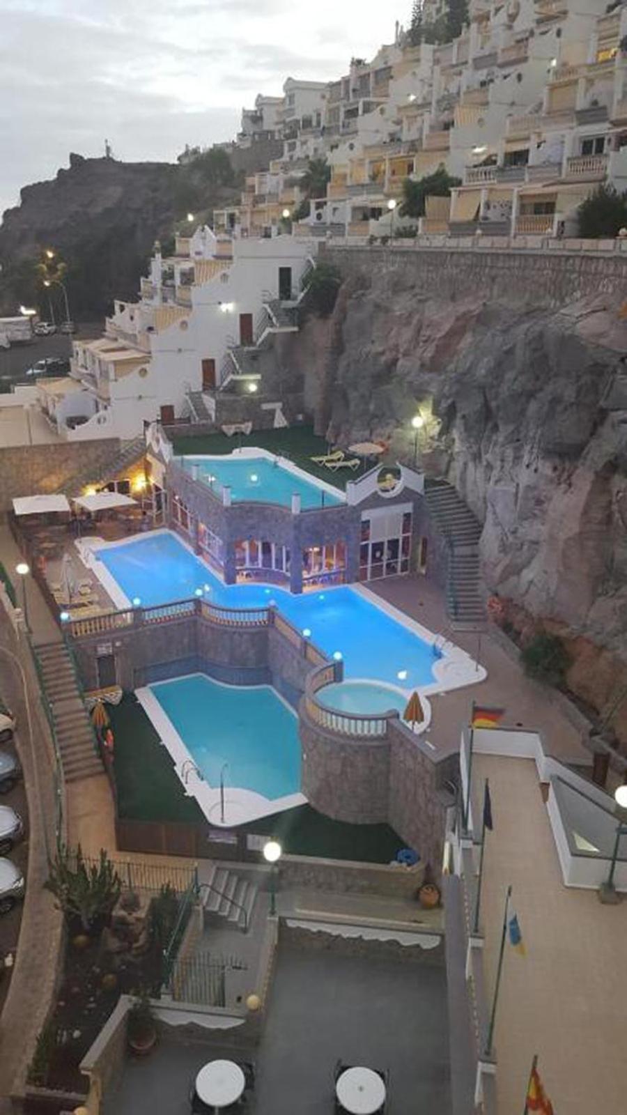 Amazing Seaview 2 Bedroom Apartment