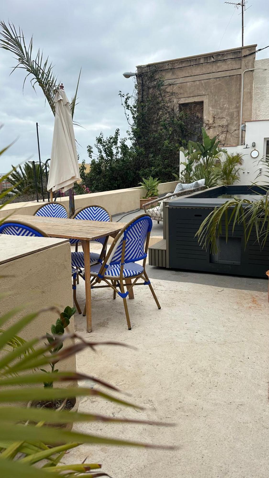 Atico Muy Chill Con Terraza, Soleado Y Centrico *