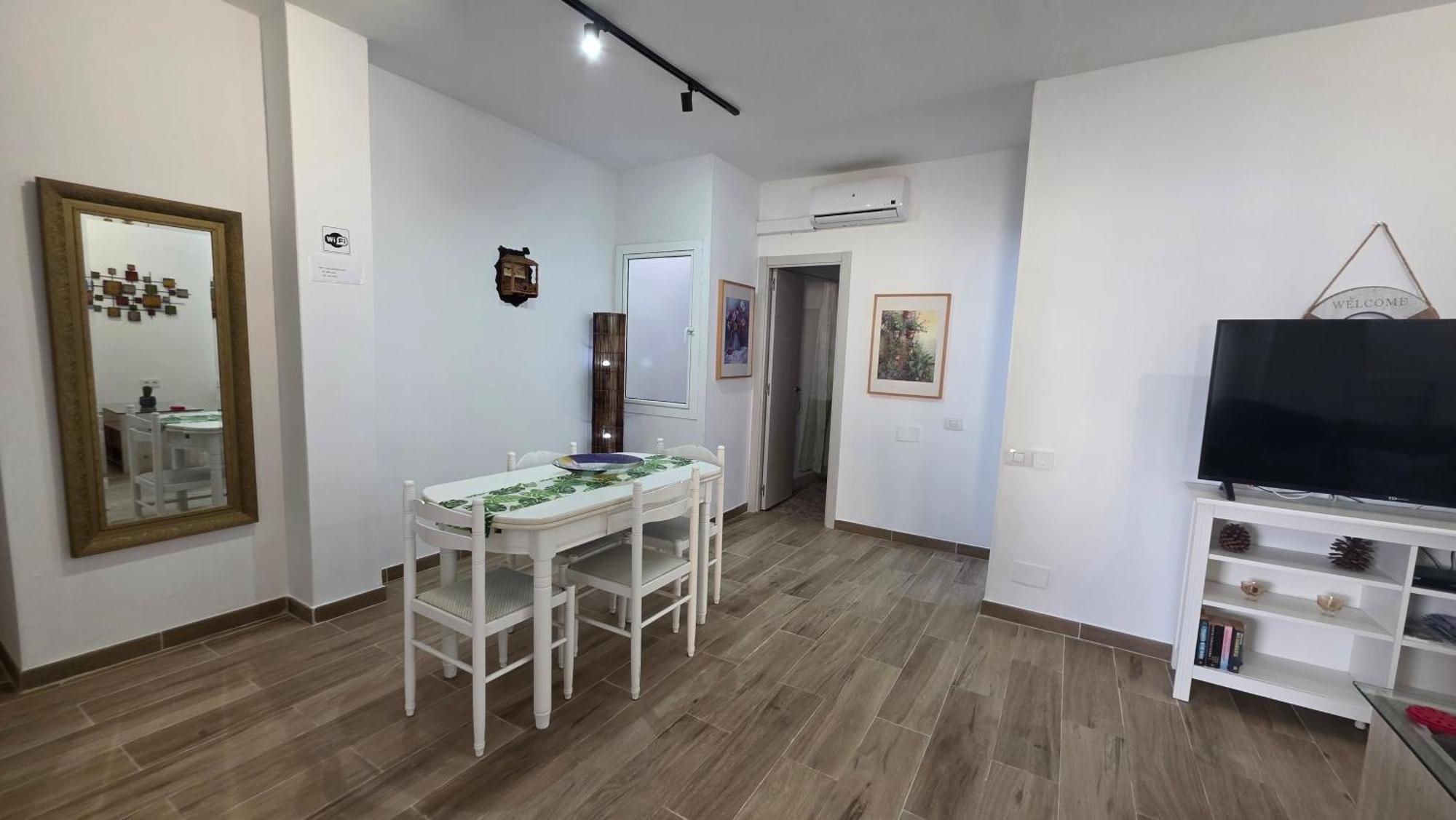 Appartamento With Terrace Vecindario (Gran Canaria)