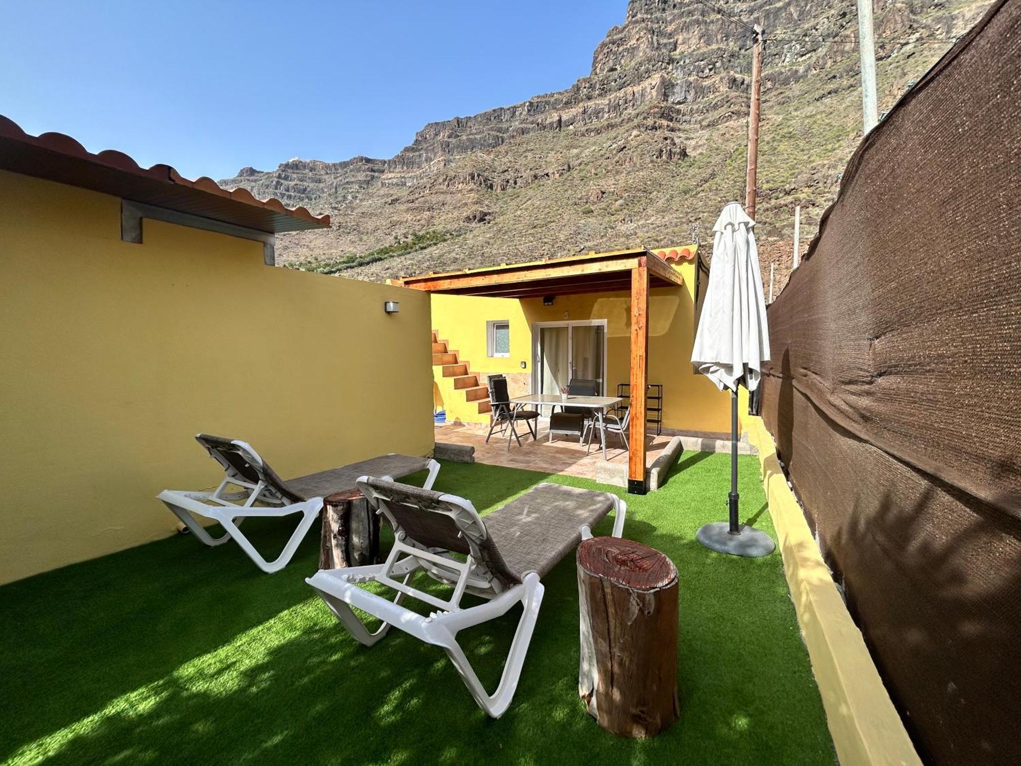 Sunny Carmelito Deluxe Apartment