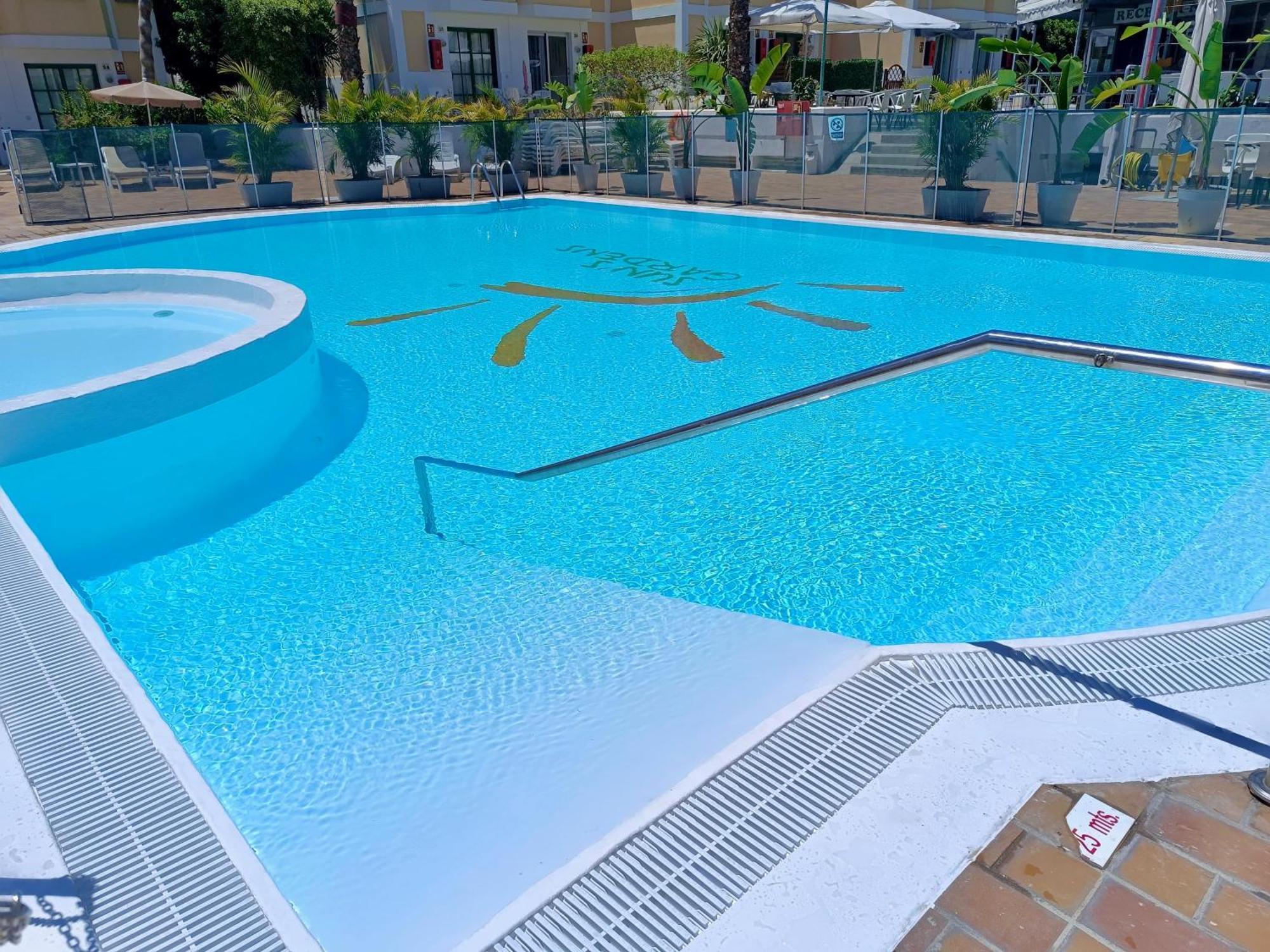 Complejo Sun's Gardens - *