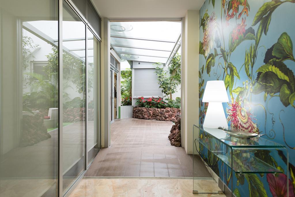 Garden Loft Velazquez Apartment