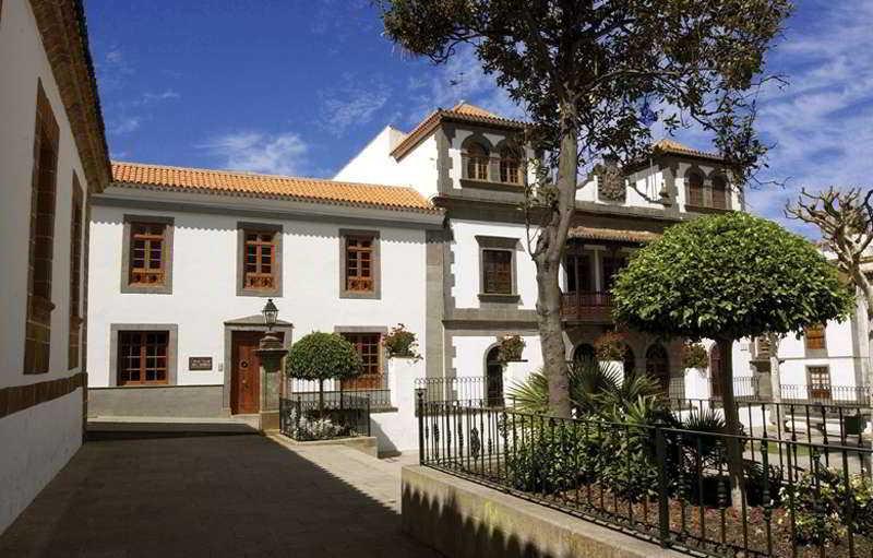 Dona Margarita Teror