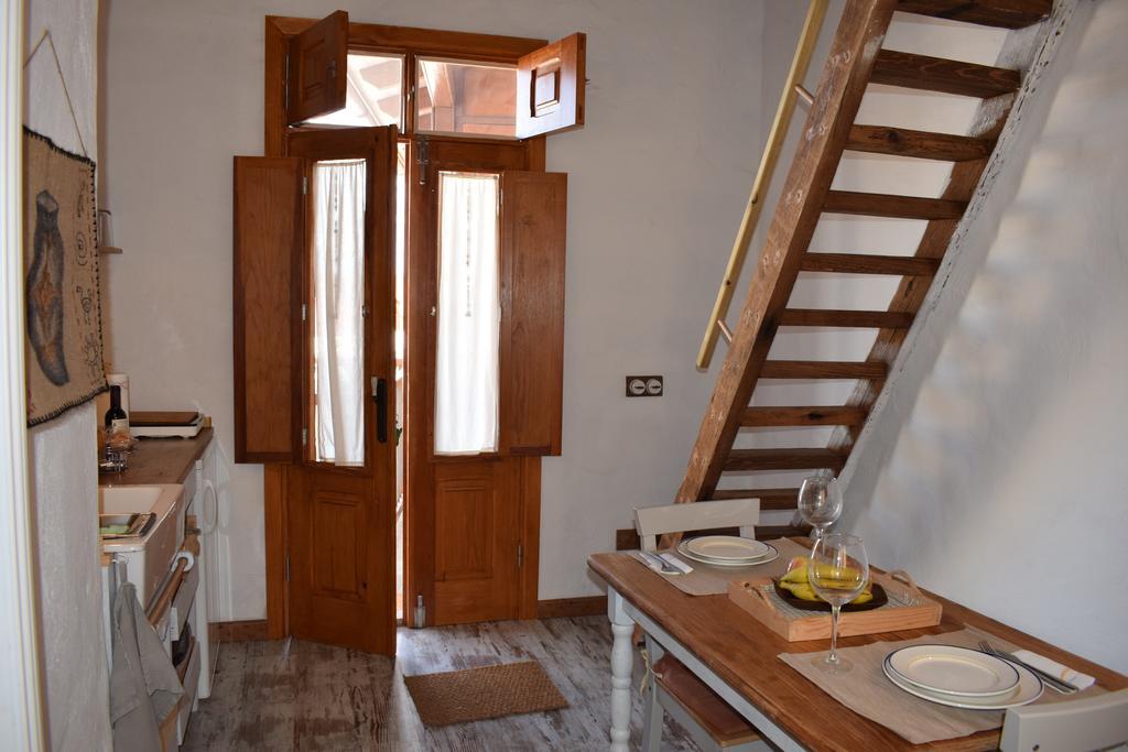Artisan's House