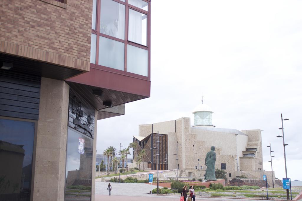 Junto A La Playa Y El Auditorio Appartamento