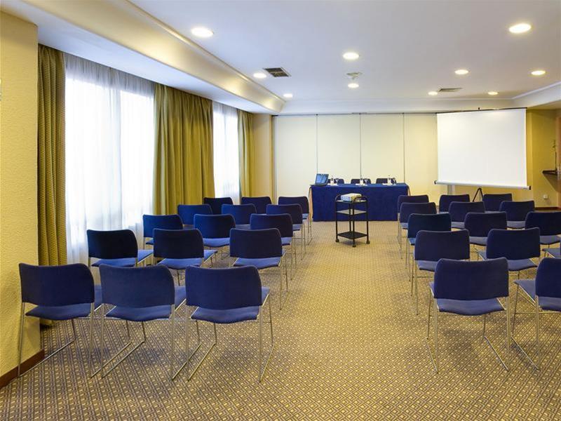 Hotel Ac Iberia Palmas 4*