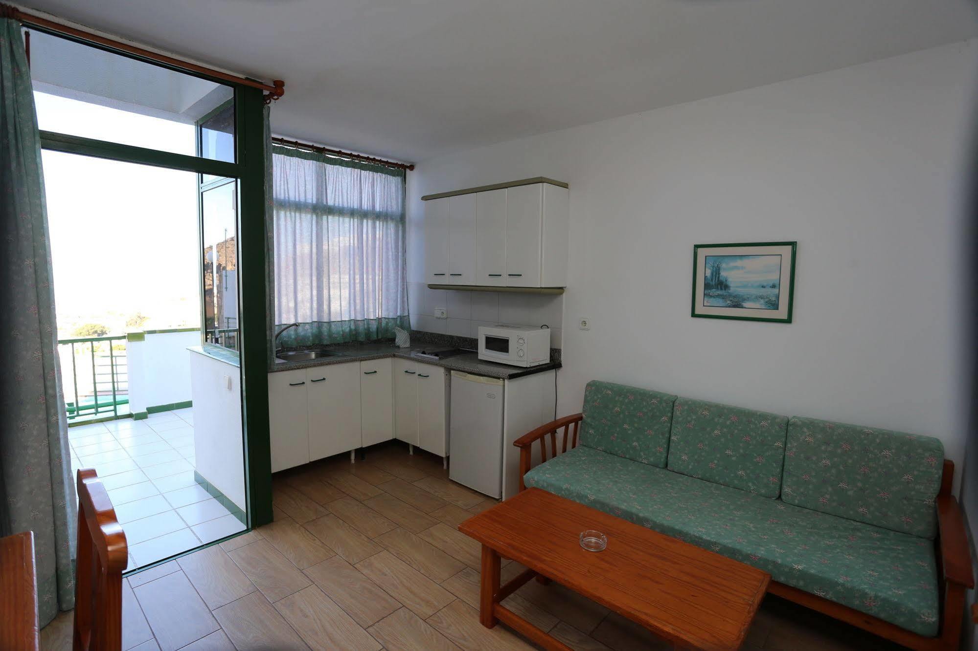 Halley Apartment
