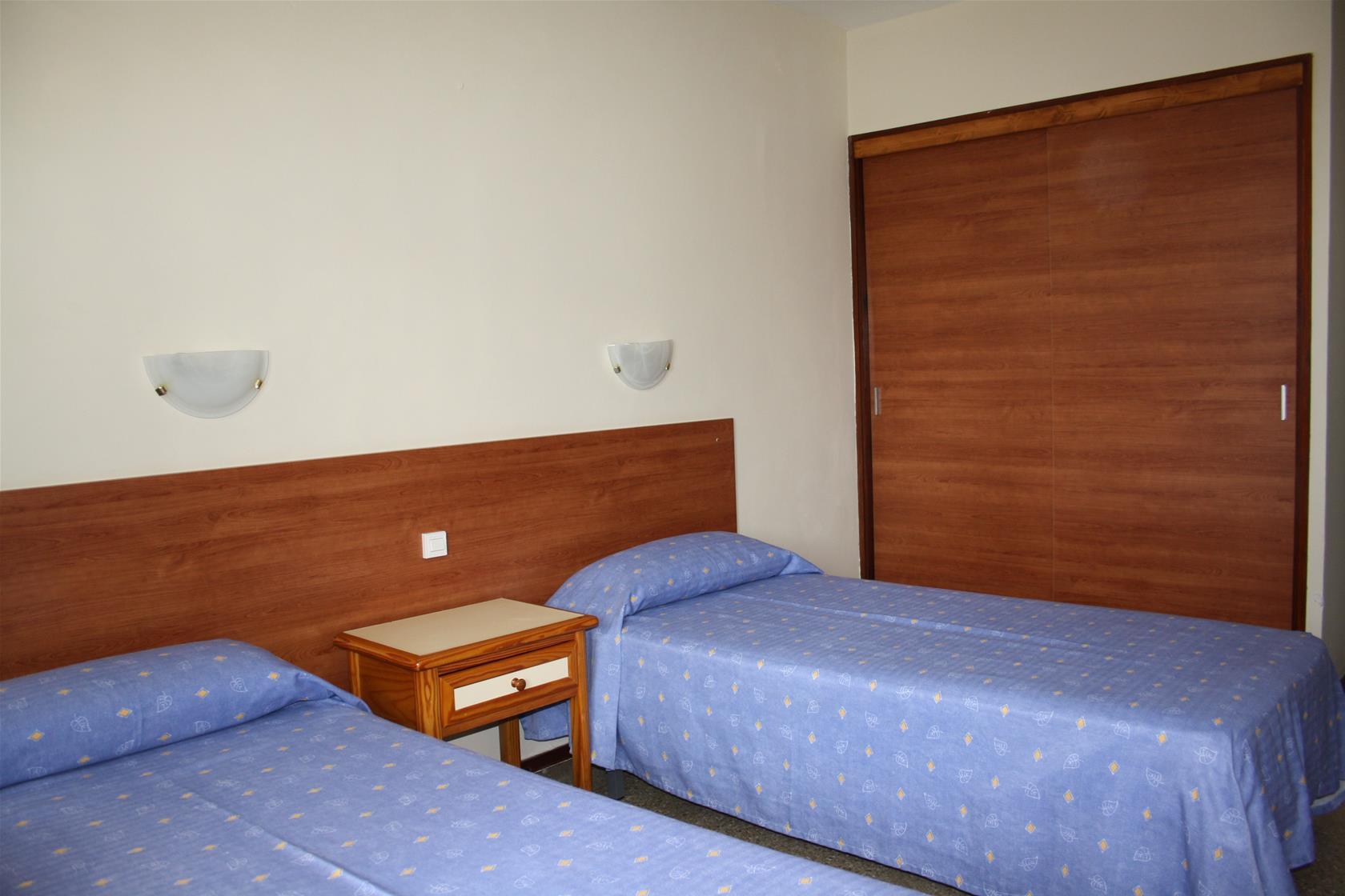 Aparthotel Roca Verde - Playa Del Ingles 2*