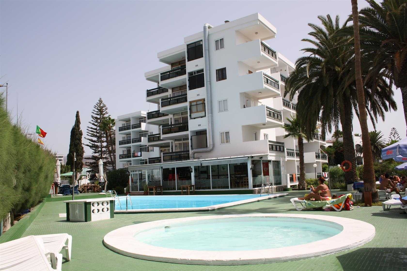 Aparthotel Roca Verde - Playa Del Ingles 2*