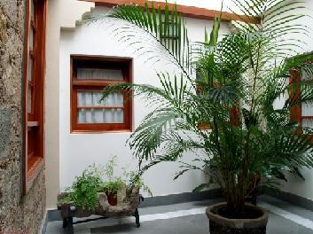 Dona Margarita *