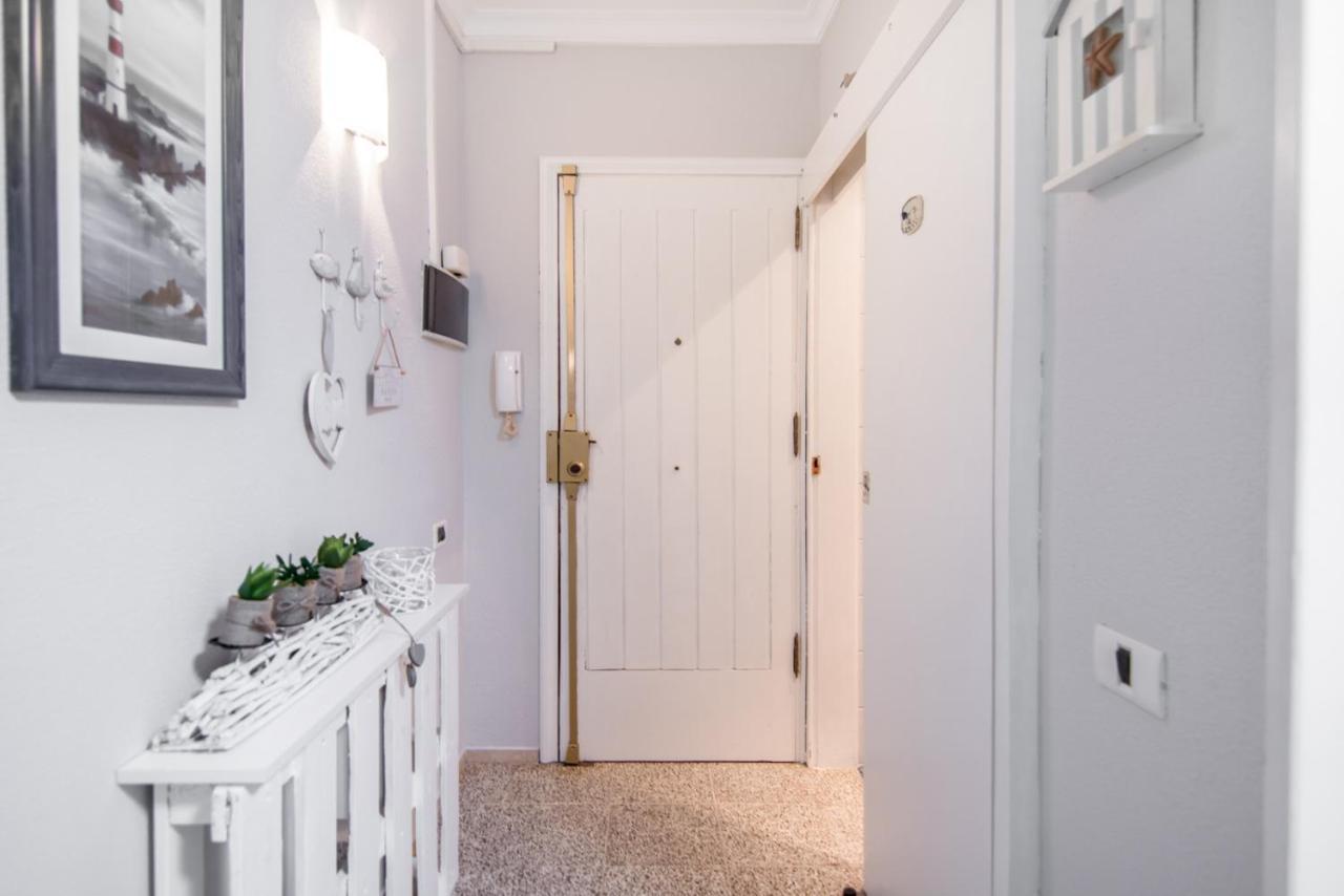 Homeforguest Canteras Loft, 10 Steps To The *