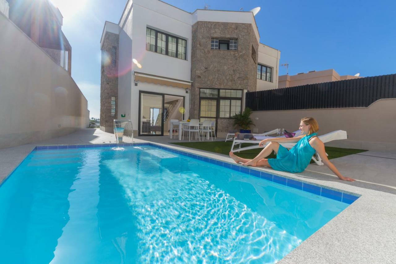 Amadores N6 Villa