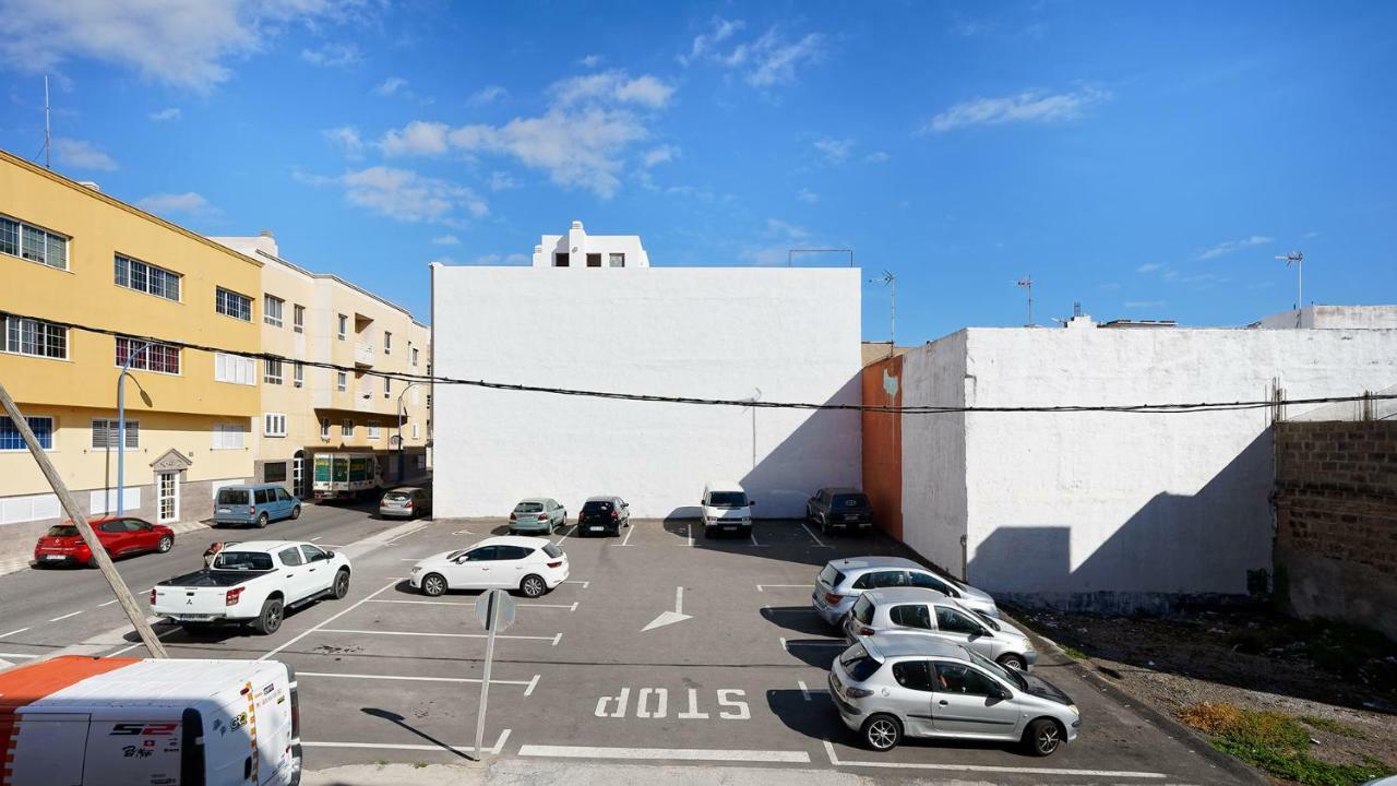 Naranja Appartamento Arinaga
