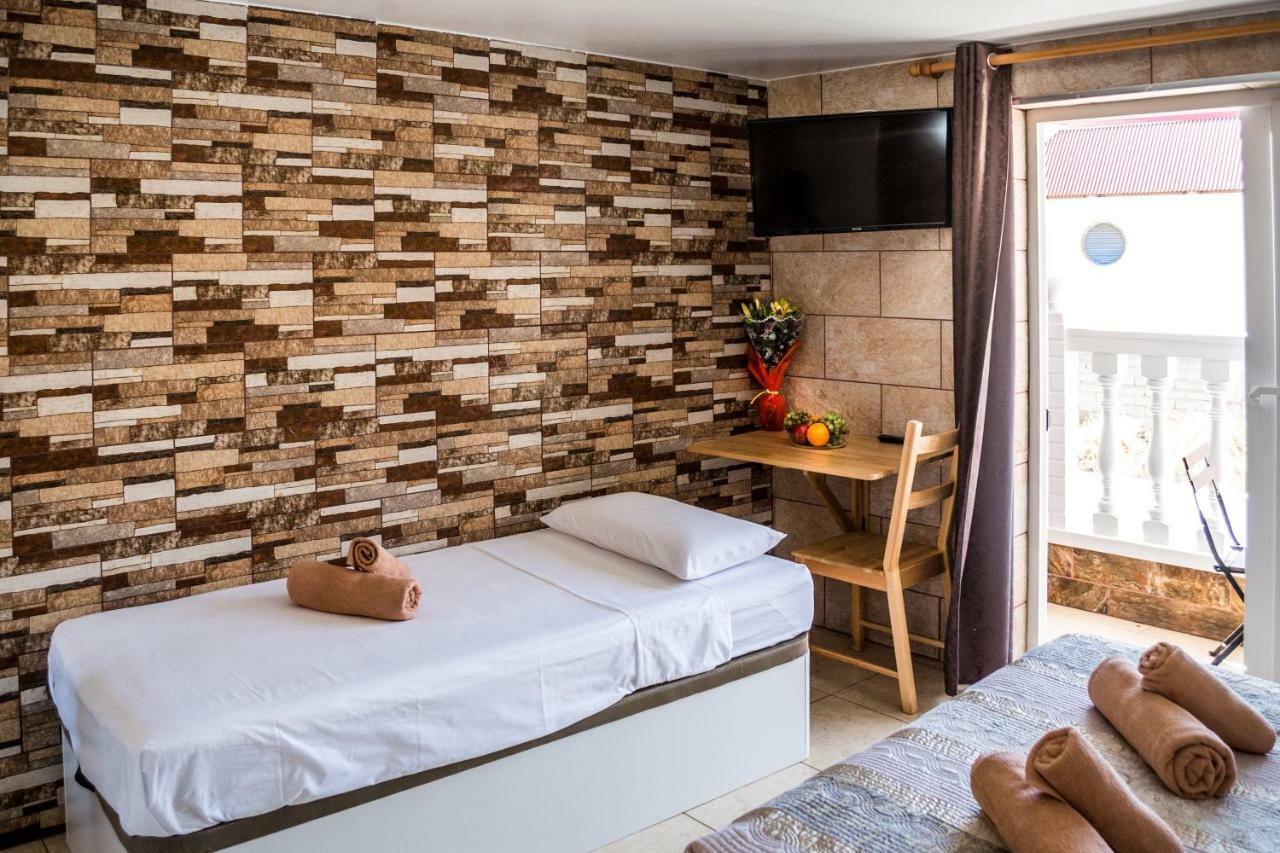 Guest house Poseidon - Hm