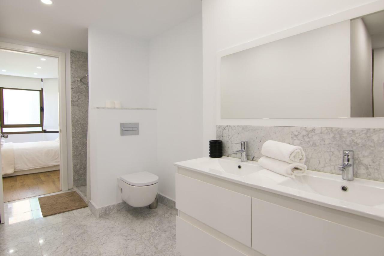Homeforguest Stylish And Modern Overlooking Las Canteras Las Palmas de Gran Canaria