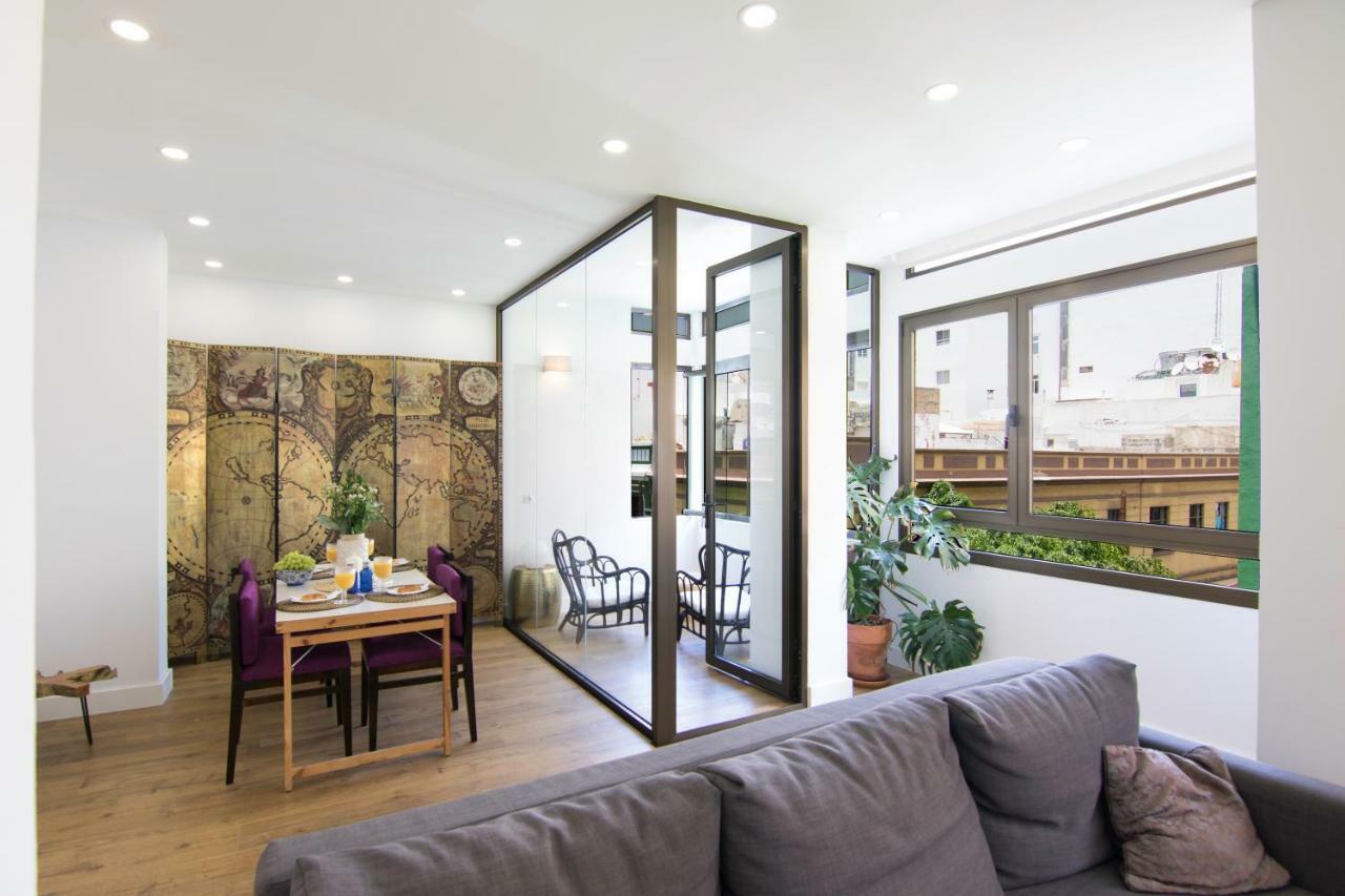 Homeforguest Stylish And Modern Overlooking Las Canteras Las Palmas de Gran Canaria
