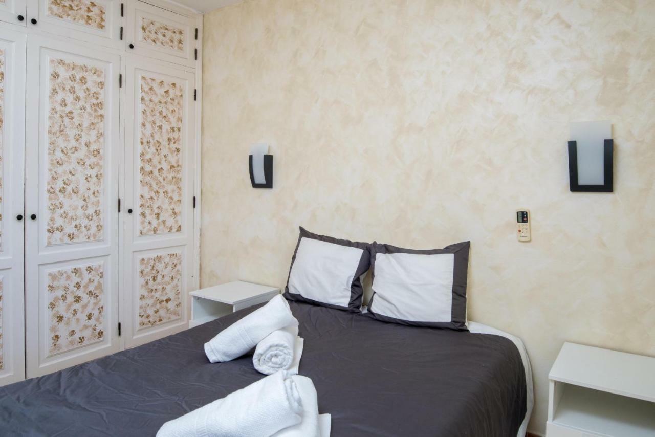 Apartment Amadores Apartamento Terraza Vista Al Mar By Lightbooking *