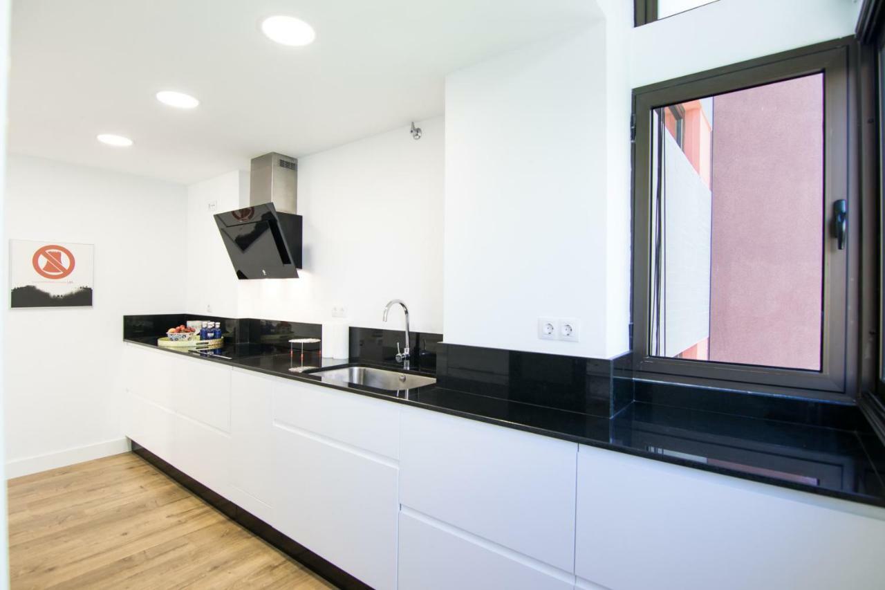 Homeforguest Stylish And Modern Overlooking Las Canteras Appartamento *