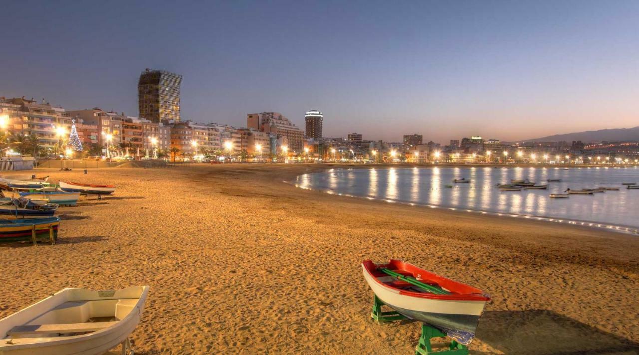 Homeforguest Stylish And Modern Overlooking Las Canteras Las Palmas de Gran Canaria