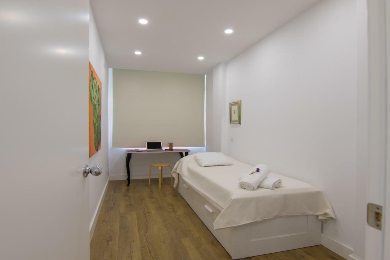 Homeforguest Stylish And Modern Overlooking Las Canteras *