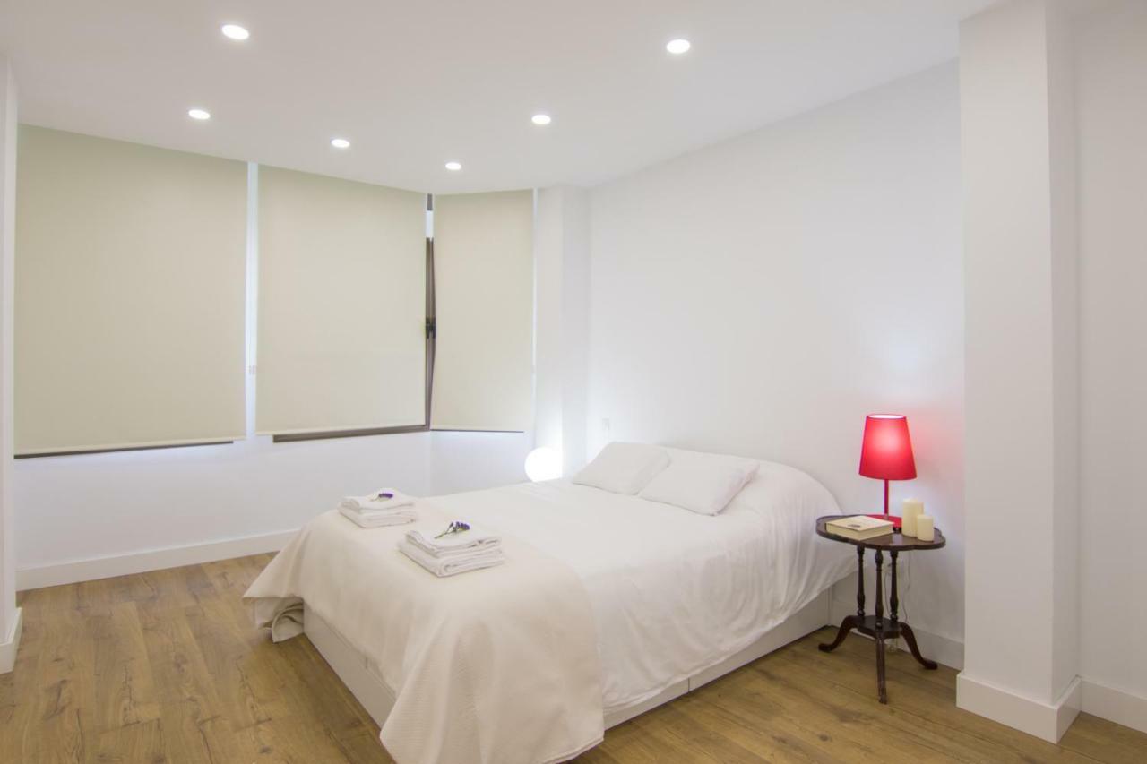 Homeforguest Stylish And Modern Overlooking Las Canteras * Las Palmas de Gran Canaria