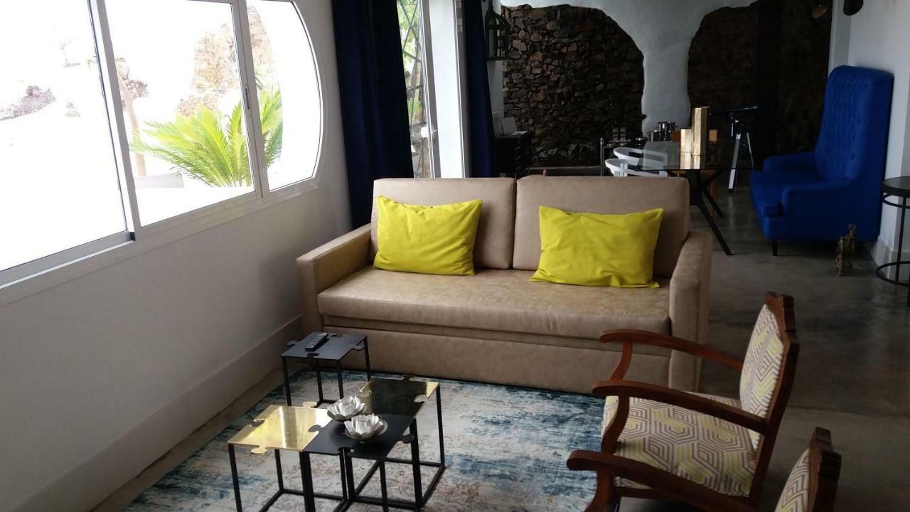 Vilna House With Private Pool, Jacuzzi And Garden -optional Pool And Jacuzzi Heating * Agaete (Gran Canaria)