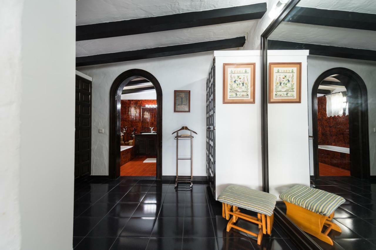 Coki Deluxe - First Line Of The Villa