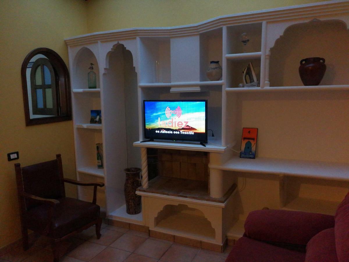 Ka Sanchez Vecindario Apartment