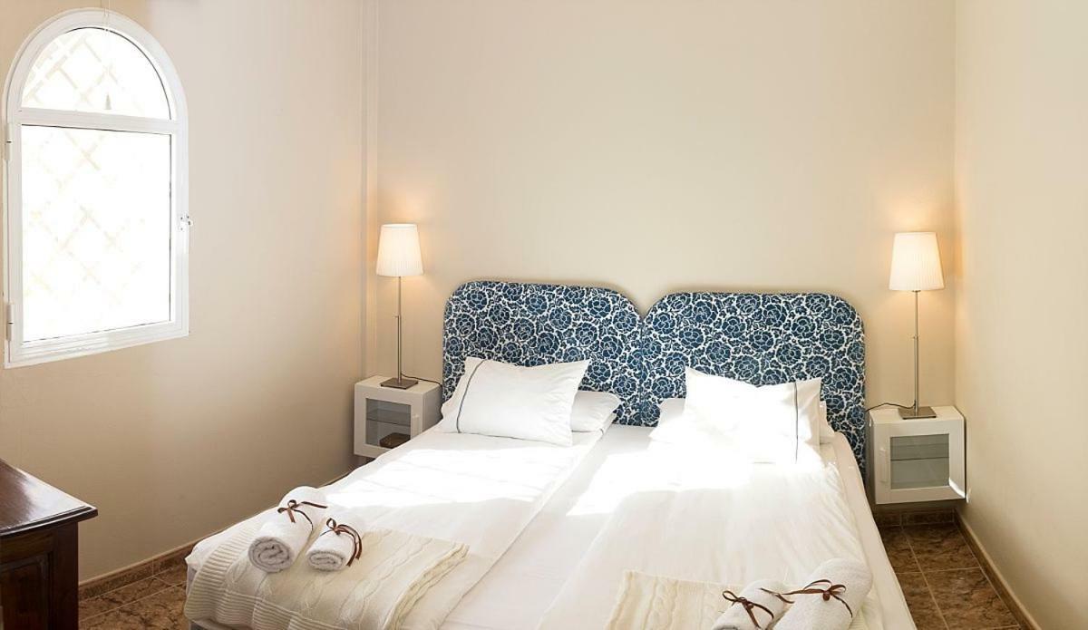 Time To Experience Country house *